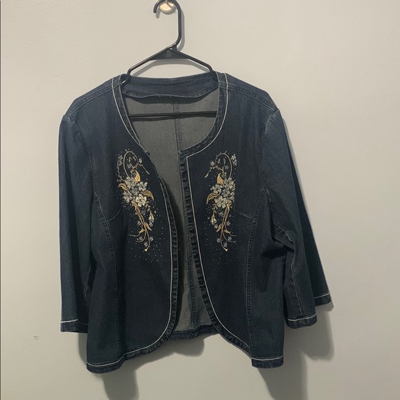 no brand Jackets & Blazers - 🌻  Embroidered Black Denim Jacket